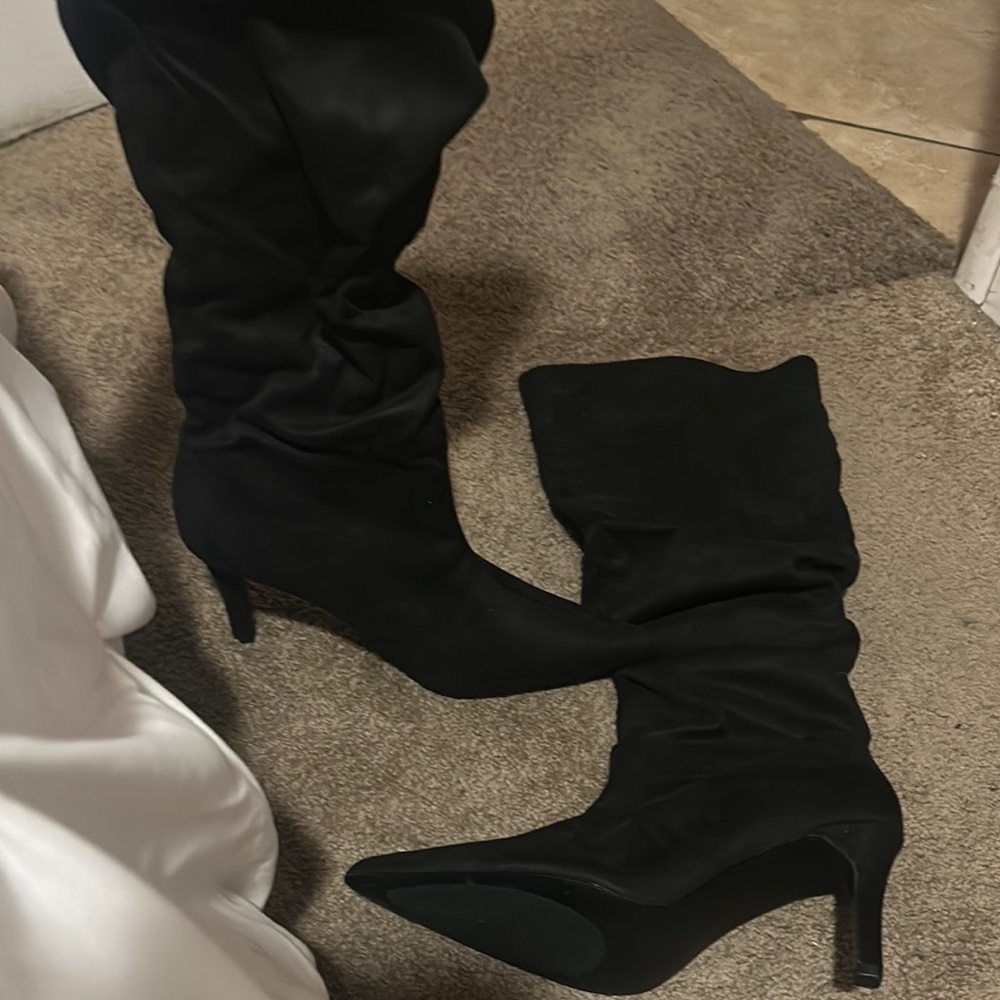 Elegant Black Women's Boots